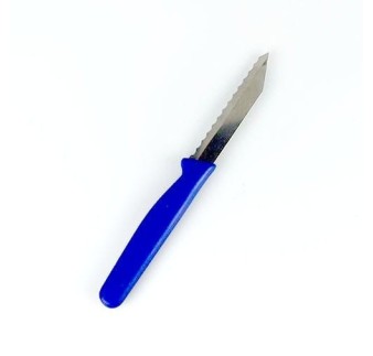 NOŻYK Z ZĄBKAMI (8,5 CM)