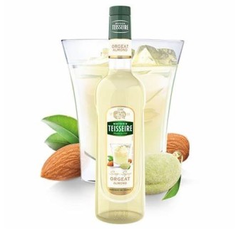 SYROP O SMAKU MIGDAŁOWYM (0,7 L)